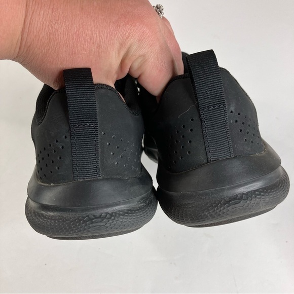 Under Armour Charged Assert sneakers all black size 8.5 - Picture 5 of 7